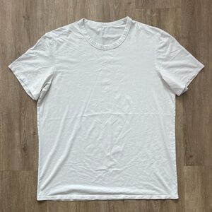 Men’s Like New Lululemon Fundamental T Shirt White Size L
